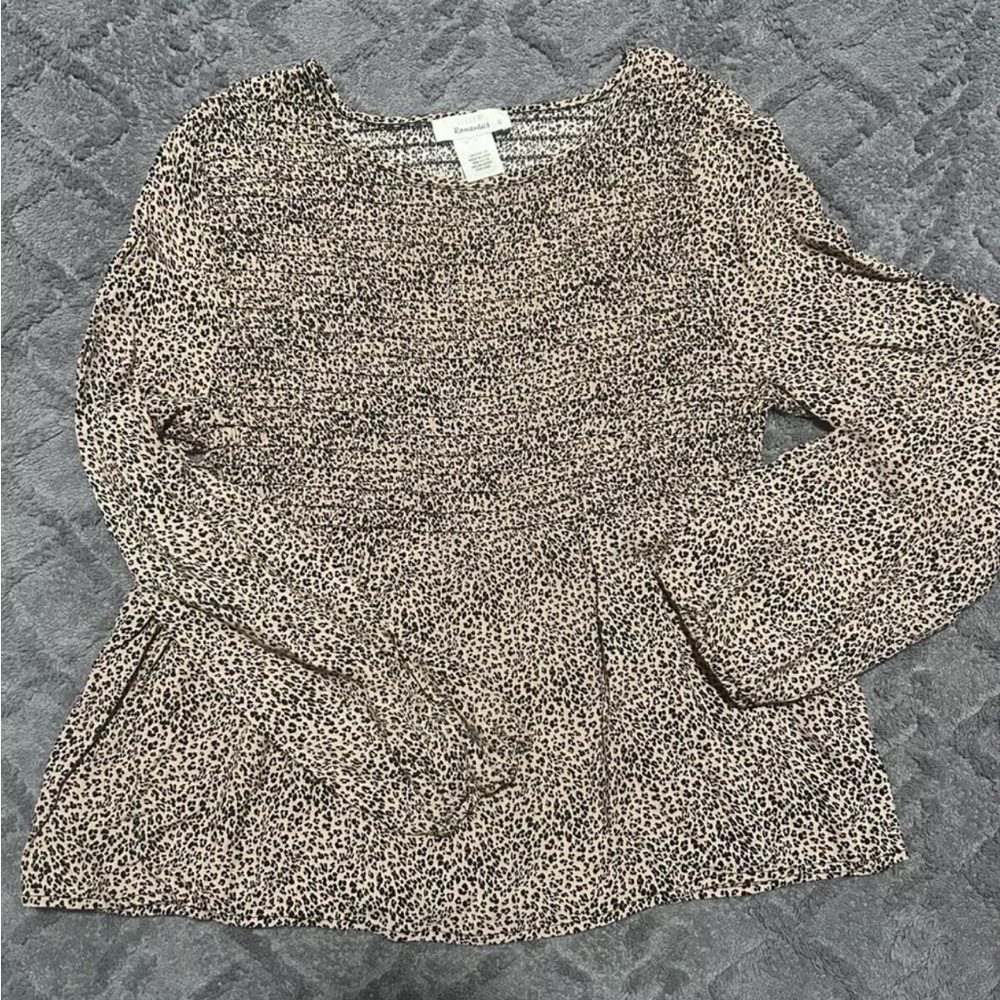 Urban romantics cheetah print long sleeve blouse size large
